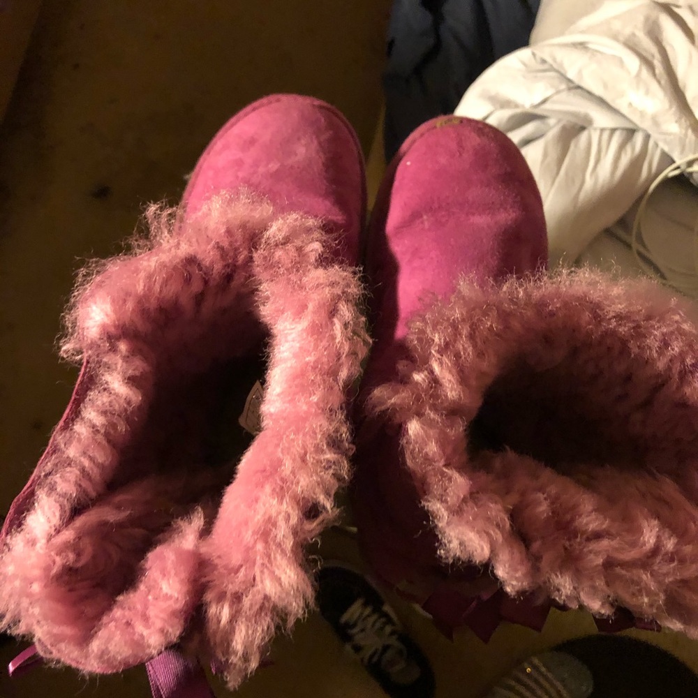 Bailey Bow Uggs - image 4